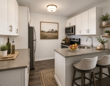 525 Main Street - Photo Thumbnail 5