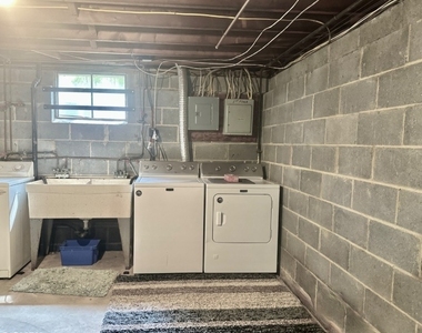 111 Washington St Unit 1 - Photo Thumbnail 13