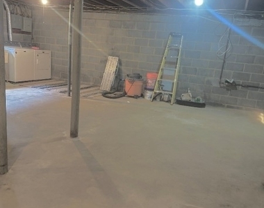 111 Washington St Unit 1 - Photo Thumbnail 14