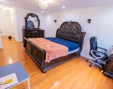 347 Raymound Blvd - Photo Thumbnail 21