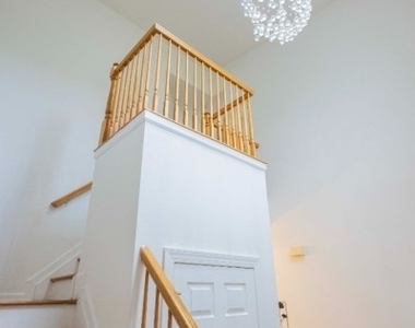 347 Raymound Blvd - Photo Thumbnail 12