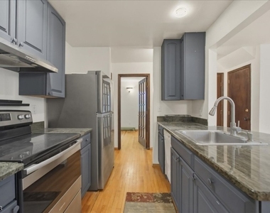 17 Village Way - Photo Thumbnail 4