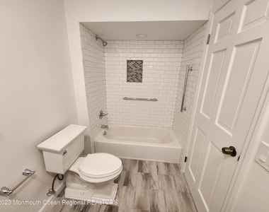 34 Meadow Green Circle - Photo Thumbnail 12