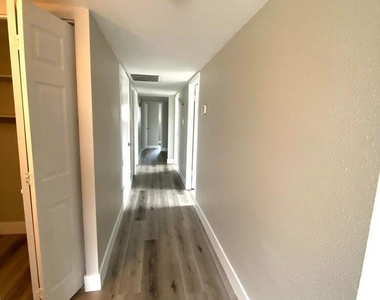 4417 S Newberry Road - Photo Thumbnail 26