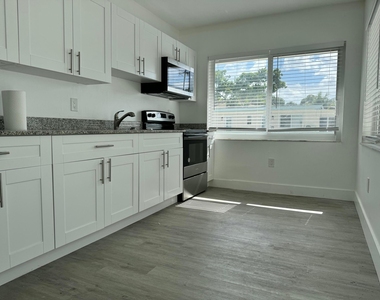 1833 Madison Street - Photo Thumbnail 1