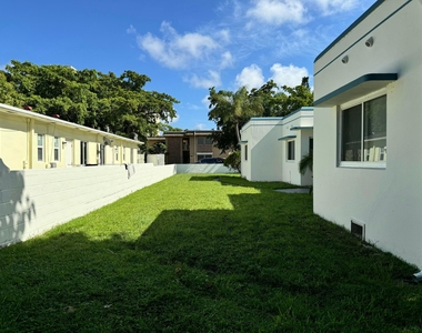 1833 Madison Street - Photo Thumbnail 7