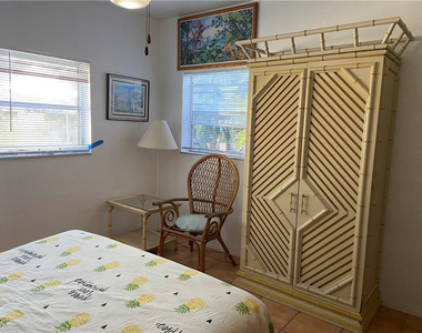 1935 Adams Street - Photo Thumbnail 22