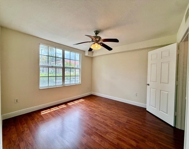 15135 Michelangelo Boulevard - Photo Thumbnail 26