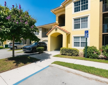 15095 Michelangelo Boulevard - Photo Thumbnail 11