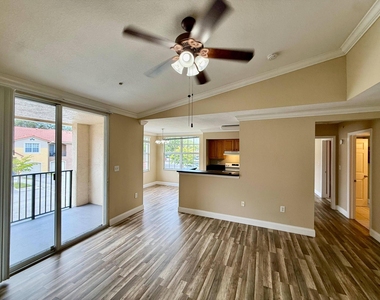 15095 Michelangelo Boulevard - Photo Thumbnail 4