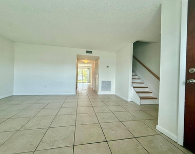 329 Gulfstream Road - Photo Thumbnail 6