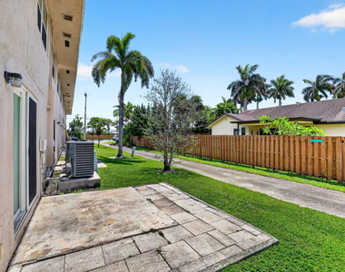 337 Gulfstream Road - Photo Thumbnail 14