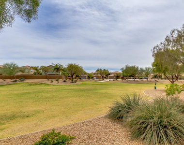 1347 E Rolls Road - Photo Thumbnail 26