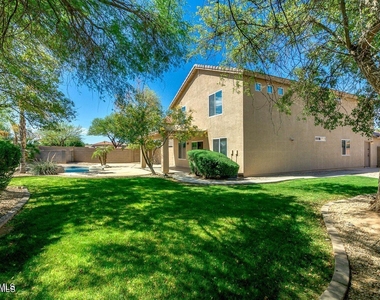 1347 E Rolls Road - Photo Thumbnail 24