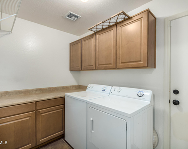 1347 E Rolls Road - Photo Thumbnail 20