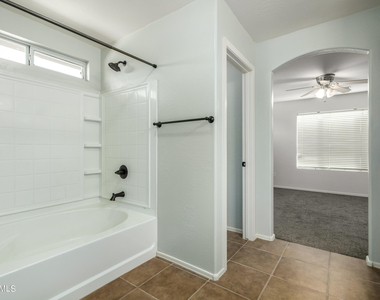 1347 E Rolls Road - Photo Thumbnail 12