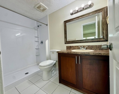 343 Gulfstream Road - Photo Thumbnail 5