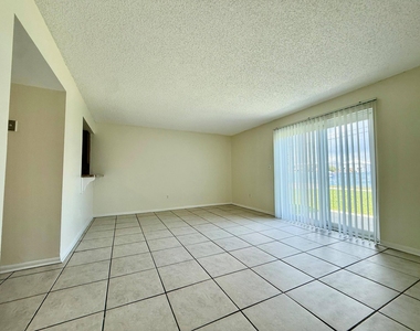 343 Gulfstream Road - Photo Thumbnail 15
