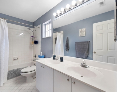 1457 Banyan Way - Photo Thumbnail 23