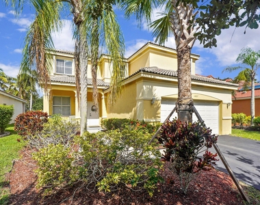 1457 Banyan Way - Photo Thumbnail 6