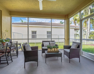 1457 Banyan Way - Photo Thumbnail 3