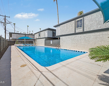 2223 S Mcclintock Drive - Photo Thumbnail 22