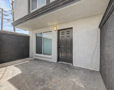 2223 S Mcclintock Drive - Photo Thumbnail 29