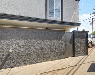 2223 S Mcclintock Drive - Photo Thumbnail 28