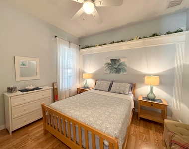 8262 Dominica Place - Photo Thumbnail 21