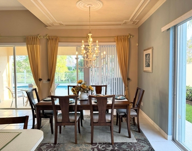 8262 Dominica Place - Photo Thumbnail 12