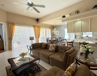 8262 Dominica Place - Photo Thumbnail 14