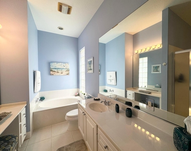 8262 Dominica Place - Photo Thumbnail 16