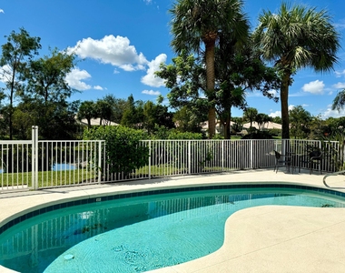 8262 Dominica Place - Photo Thumbnail 4