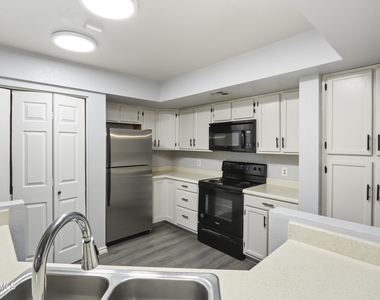 1331 W Baseline Road - Photo Thumbnail 1