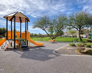 13718 N 150th Drive - Photo Thumbnail 49