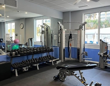 4250 Galt Ocean Drive - Photo Thumbnail 16