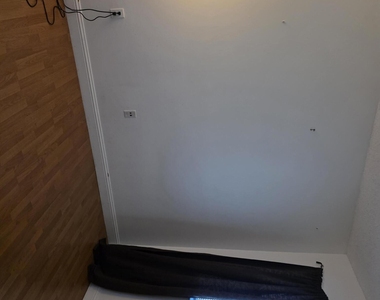 1821 Nw 96th Terrace - Photo Thumbnail 7
