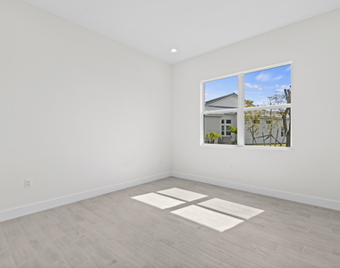 14976 Woodlot Court - Photo Thumbnail 44
