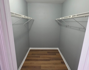 8092 Ambach Way - Photo Thumbnail 13