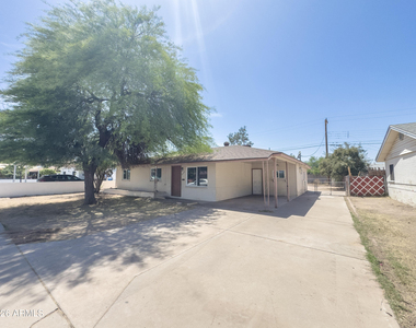 6532 N 19th Drive - Photo Thumbnail 1