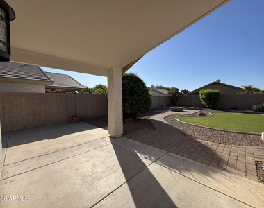 6491 W Wahalla Lane - Photo Thumbnail 27