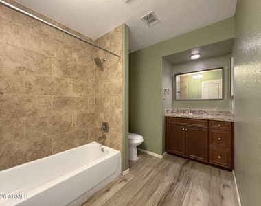 6491 W Wahalla Lane - Photo Thumbnail 12