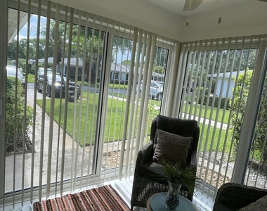 10140 S 44th Drive S - Photo Thumbnail 11