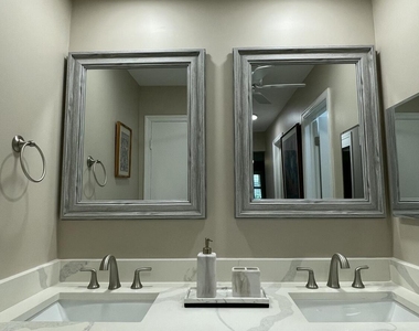 10140 S 44th Drive S - Photo Thumbnail 10