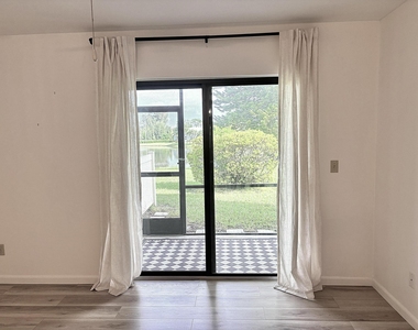 2071 Nw 21st Terrace - Photo Thumbnail 11