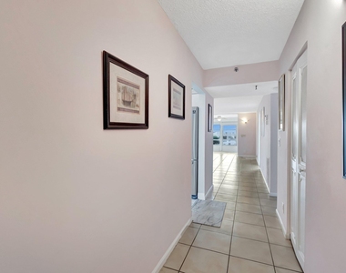14623 Bonaire Boulevard - Photo Thumbnail 31