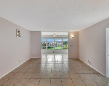 14623 Bonaire Boulevard - Photo Thumbnail 1