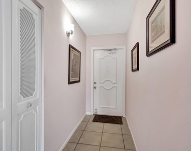 14623 Bonaire Boulevard - Photo Thumbnail 29