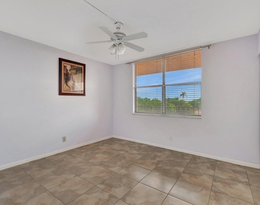 14623 Bonaire Boulevard - Photo Thumbnail 19