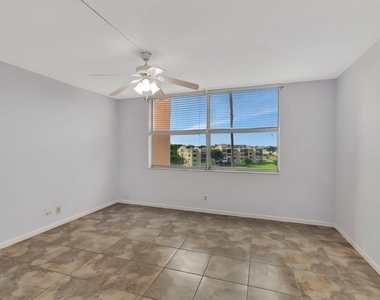 14623 Bonaire Boulevard - Photo Thumbnail 8